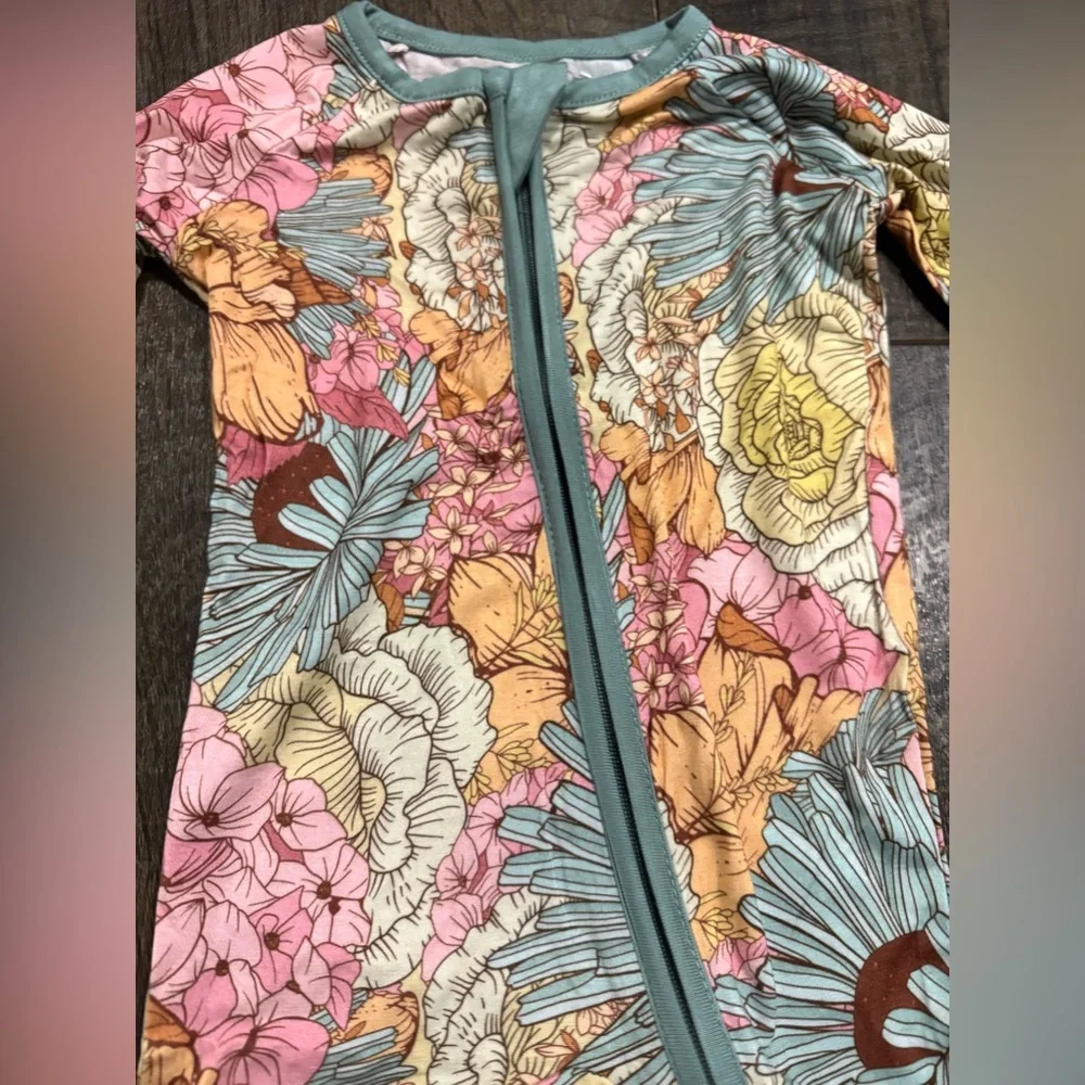 Baby Girl Bamboo Zipper Sleeper- Floral Print 3-6m